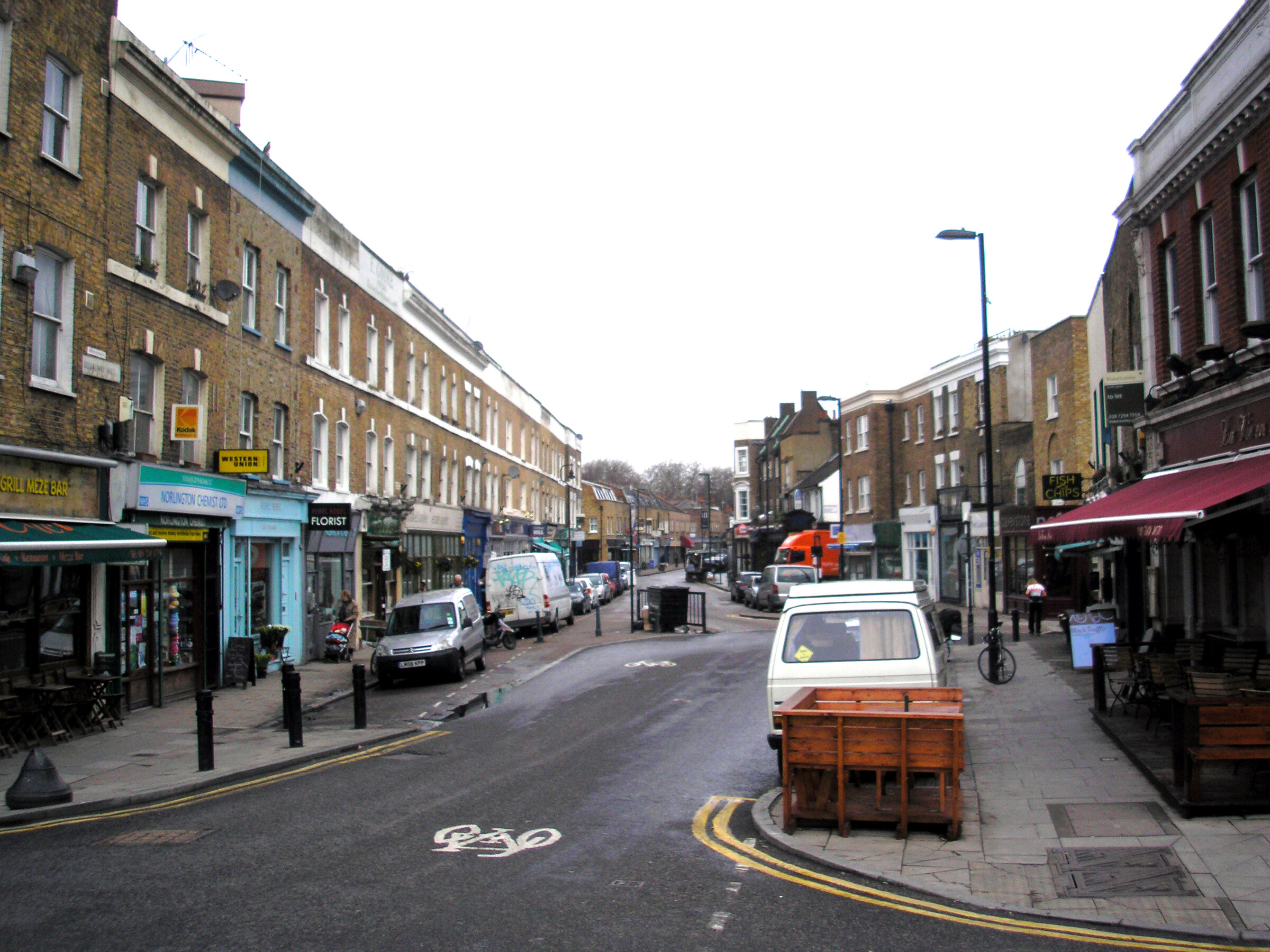 Broadway Market viewed from the western end on market day